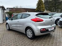 Gebraucht Kia Ceed 90 PS (66 kW) 2013 Silber Kleinwagen