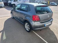 Gebraucht VW Polo 90 PS (66 kW) 2011 Grau Kleinwagen