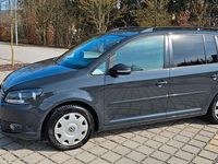 Gebraucht VW Touran Comfortline 140 PS (102 kW) 2015 Grau Van / Kleinbus