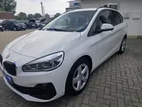 Gebraucht BMW 220 Active Tourer Sport Line 192 PS (141 kW) 2019 Weiß (alpinweiss 3) Van / Kleinbus