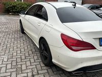 Gebraucht Mercedes CLA180 122 PS (89 kW) 2013 Weiß Limousine