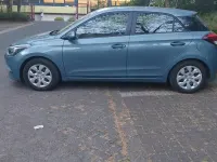 Second-hand Hyundai i20 75 CP (55 kW) 2017 Albastru Hatchback