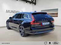 Neu Volvo V90 Plus 197 PS (144 kW) 2025 Onyx black / metallic Kombi