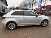 Gebraucht Audi A3 Attraction 122 PS (89 kW) 2014 Silber Kleinwagen