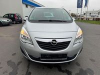 Gebraucht Opel Meriva Design Edition 120 PS (88 kW) 2011 Silber Van / Kleinbus