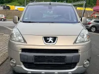 Gebraucht Peugeot Partner Tepee Premium 120 PS (88 kW) 2010 Beige Van / Kleinbus