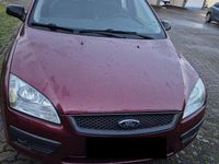 Gebraucht Ford Focus 116 PS (85 kW) 2005 Rot Limousine
