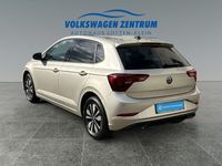 Gebraucht VW Polo Move 80 PS (58 kW) 2024 Ivory silver (metallic) Kleinwagen
