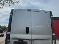 Second-hand Opel Vivaro 101 CP (74 kW) 2004 Argintiu Monovolum