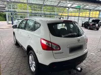 Gebraucht Nissan Qashqai 130 PS (95 kW) 2012 Weiß SUV