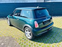 Gebraucht Mini Cooper 116 PS (85 kW) 2004 British racing green Kleinwagen