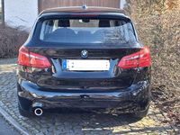 Gebraucht BMW 218 140 PS (102 kW) 2018 Schwarz Kombi