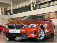 Gebraucht BMW 330e Sport Line 252 PS (185 kW) 2021 Orange Limousine