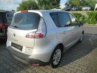 Gebraucht Renault Scenic E-Tech LIMITED 110 PS (80 kW) 2015 Silber Van / Kleinbus
