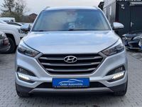 gebraucht Hyundai Tucson Intro Edition 4WD+Finanzierung+Garantie+