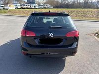 Gebraucht VW Golf VII Trendline 110 PS (80 kW) 2015 Schwarz Kombi