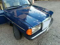 Gebraucht Mercedes 200 82 PS (60 kW) 1983 Blau Limousine