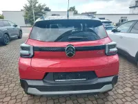 Neu Citroën C3 101 PS (74 kW) 2026 Rot SUV