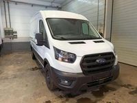 Gebraucht Ford Transit Trend 131 PS (96 kW) 2023 Weiß Abholung