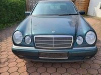 Gebraucht Mercedes E200 Elegance 136 PS (100 kW) 1997 Grün Limousine