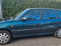 Gebraucht Opel Astra 75 PS (55 kW) 1998 Grün Limousine