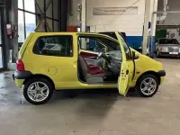 Gebraucht Renault Twingo Privilege 75 PS (55 kW) 2001 Gelb 306 Kleinwagen