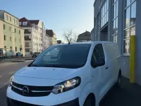 Gebraucht Opel Vivaro-e Combi 122 PS (89 kW) 2019 Weiß Van / Kleinbus
