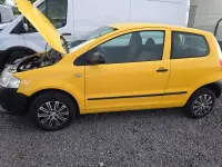 Gebraucht VW Fox 54 PS (39 kW) 2006 Gelb Kleinwagen