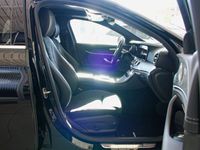 Gebraucht Mercedes E200 AMG 198 PS (145 kW) 2022 Schwarz / obsidianschwarz Kombi