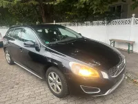 Gebraucht Volvo V60 163 PS (119 kW) 2011 Schwarz Kombi