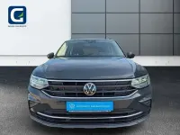 Gebraucht VW Tiguan Life 131 PS (96 kW) 2024 Grau SUV