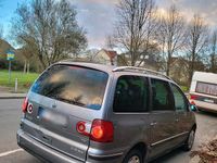 Gebraucht VW Sharan 116 PS (85 kW) 2006 Gold Van / Kleinbus