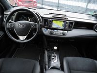 Gebraucht Toyota RAV4 Hybrid 155 PS (114 kW) 2017 Silber SUV