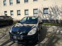 Gebraucht Renault Clio II 75 PS (55 kW) 2007 Schwarz Limousine