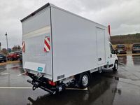 Gebraucht Peugeot Boxer 165 PS (121 kW) 2023 Weiss / schneeweiss Van