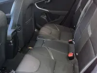 Gebraucht Volvo V40 152 PS (111 kW) 2017 Rot Limousine