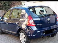Gebraucht Dacia Sandero 75 PS (55 kW) 2010 Blau Kleinwagen