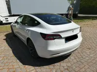 Gebraucht Tesla Model 3 RWD 239 kW (325 PS) 2021 Weiß Limousine
