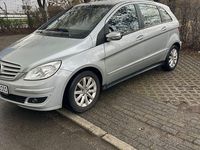 Gebraucht Mercedes B170 116 PS (85 kW) 2005 Silber Van / Kleinbus