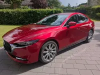 Gebraucht Mazda 3 Selection 186 PS (136 kW) 2021 Rot Limousine