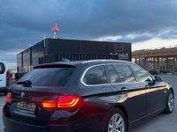 Gebraucht BMW 520 190 PS (139 kW) 2015 Grau Kombi