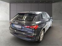 Usado Audi A3 Performance 204 HP (150 kW) 2022 Cinzento Sedan