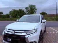 Używany Mitsubishi Outlander 150 KM (110 kW) 2017 Biały SUV