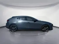 Używany Mazda 3 Selection 122 KM (89 kW) 2019 Szary Sedan/Limuzyna