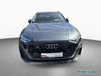 Gebraucht Audi Q8 S-Line 286 PS (210 kW) 2024 Daytonagrau perleffekt SUV