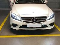 Gebraucht Mercedes C220 194 PS (142 kW) 2019 Weiß Limousine