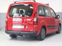 Gebraucht Peugeot TePee Active 120 PS (88 kW) 2012 Rot SUV