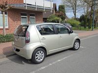 Gebraucht Daihatsu Sirion 2011 Silber Kleinwagen