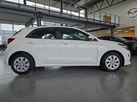 Gebraucht Kia Rio Edition 7 84 PS (61 kW) 2017 Weiss Limousine