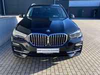Gebraucht BMW X5 Sport Line 394 PS (289 kW) 2021 Black sapphire metallic SUV